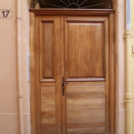 17 Rue Des Marins